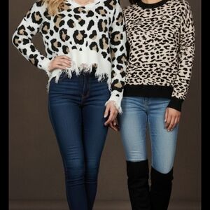 Bundle Of 2 Leopard Print Sweaters Tahari And Polly & Esther